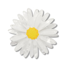 Erstwilder - Cut-leaf Daisy Simplified Mini Brooch