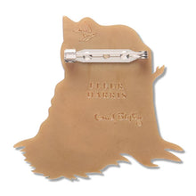 Erstwilder - Slippery Slip Brooch
