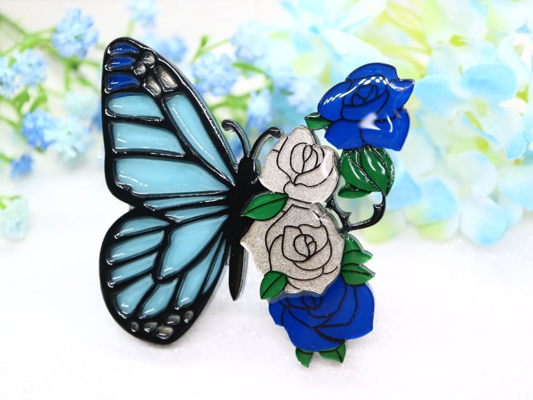 Vera Chan - Artist collaboration - Stained glass butterfly brooch (Blue)