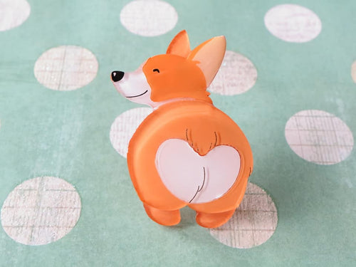 Vera Chan - Corgi bum brooch