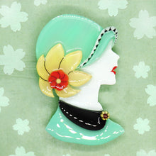 Vera Chan - Lady Portrait Brooch (Green)