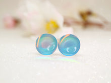 Vera Chan - Gumdrop studs (Holographic silver)