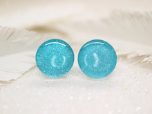 Vera Chan - Gumdrop studs (Light blue glitter)