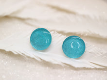 Vera Chan - Gumdrop studs (Light blue glitter)