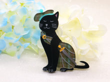 Wintersheart - Kilted Kitty Brooch