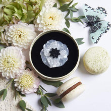 Erstwilder - POPPY FIELD BROOCH (White)